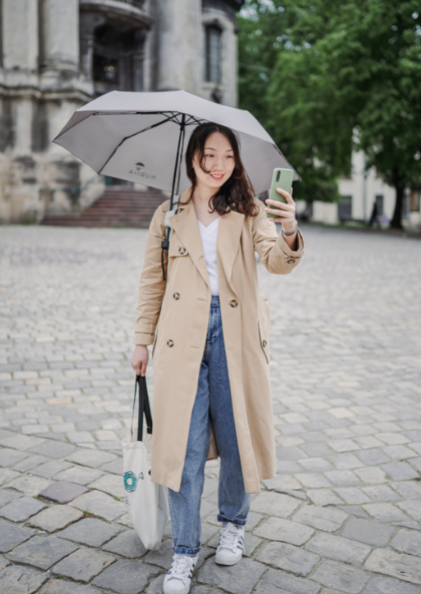Hands-Free Wearable Umbrella Holder – Huriia