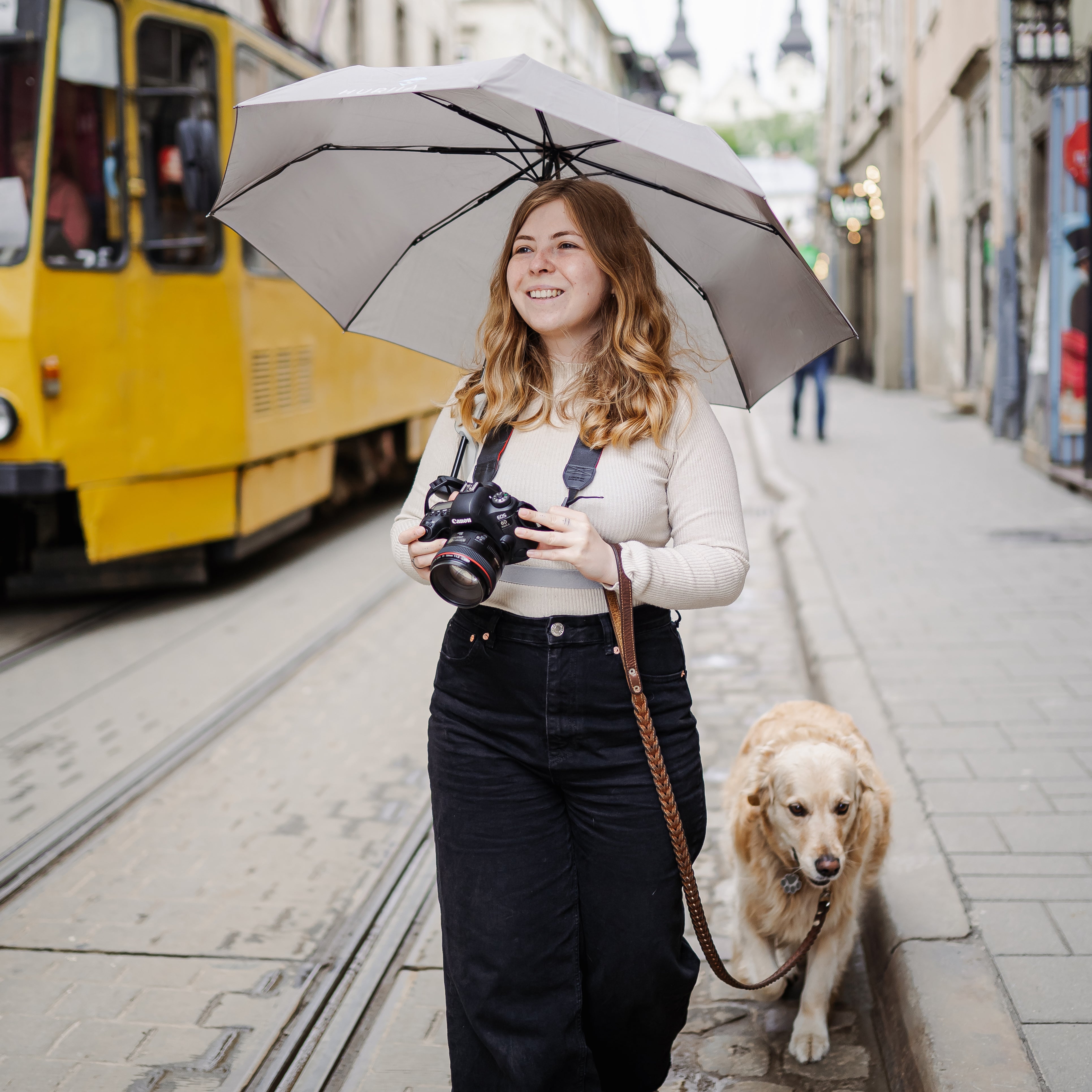 Hands-Free Wearable Umbrella Holder – Huriia